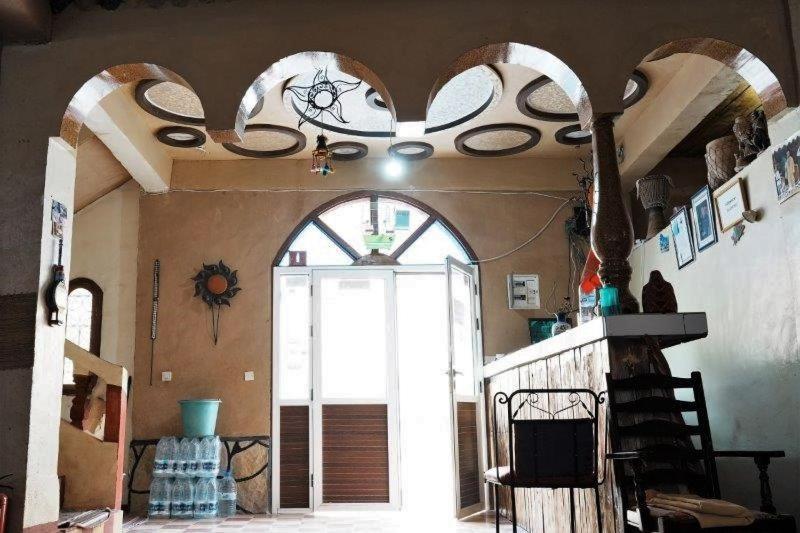 Dounia Hostel 廷吉尔 外观 照片