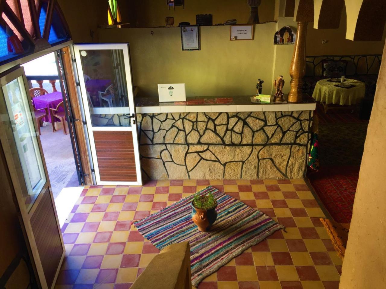 Dounia Hostel 廷吉尔 外观 照片